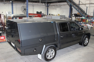 vw amarok tray